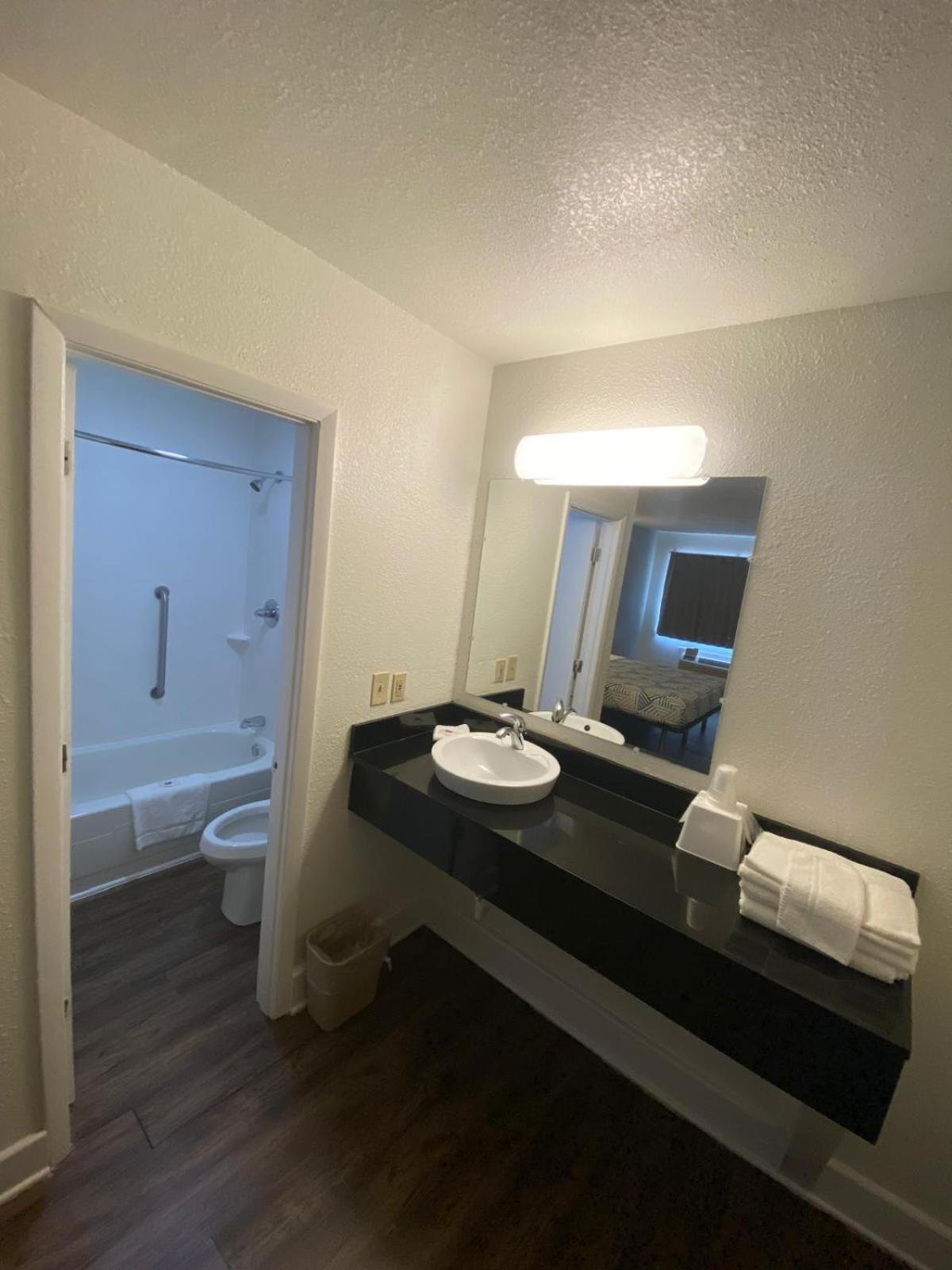 Motel 6 Manchester Tn Ngoại thất bức ảnh
