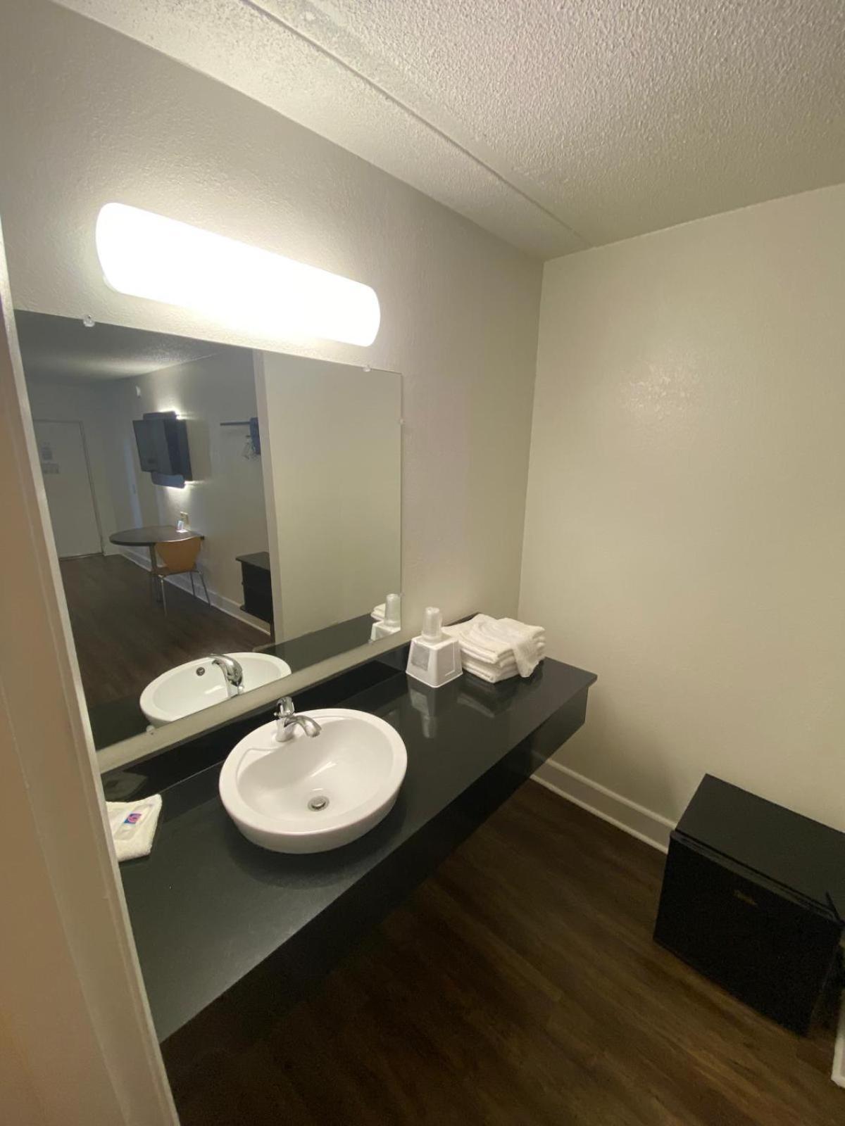 Motel 6 Manchester Tn Ngoại thất bức ảnh