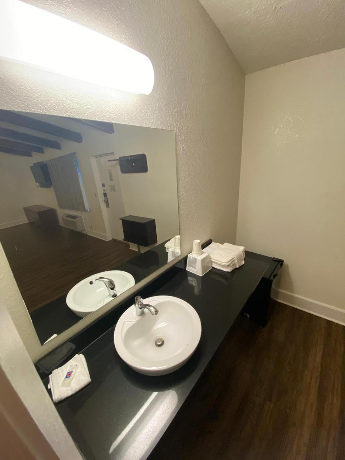 Motel 6 Manchester Tn Ngoại thất bức ảnh
